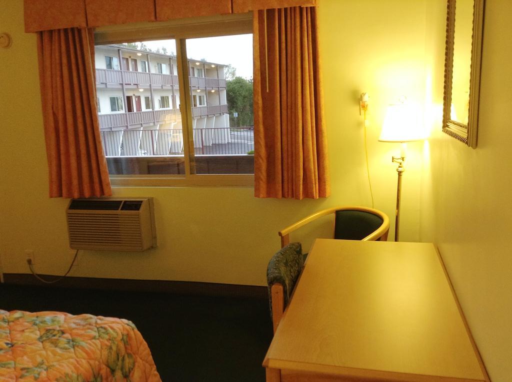 Seahorse Inn Manhattan Beach - Lax Room photo